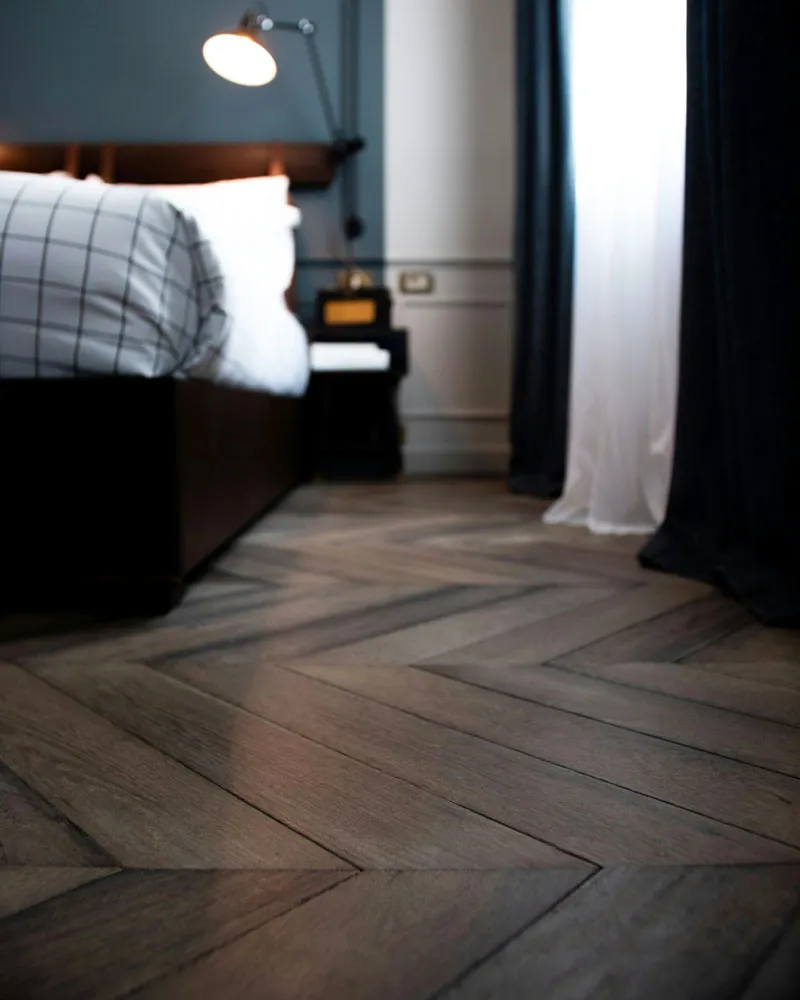 CHEVRON